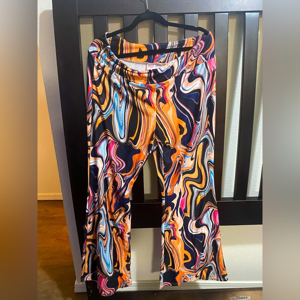 Multicolored yoga pants